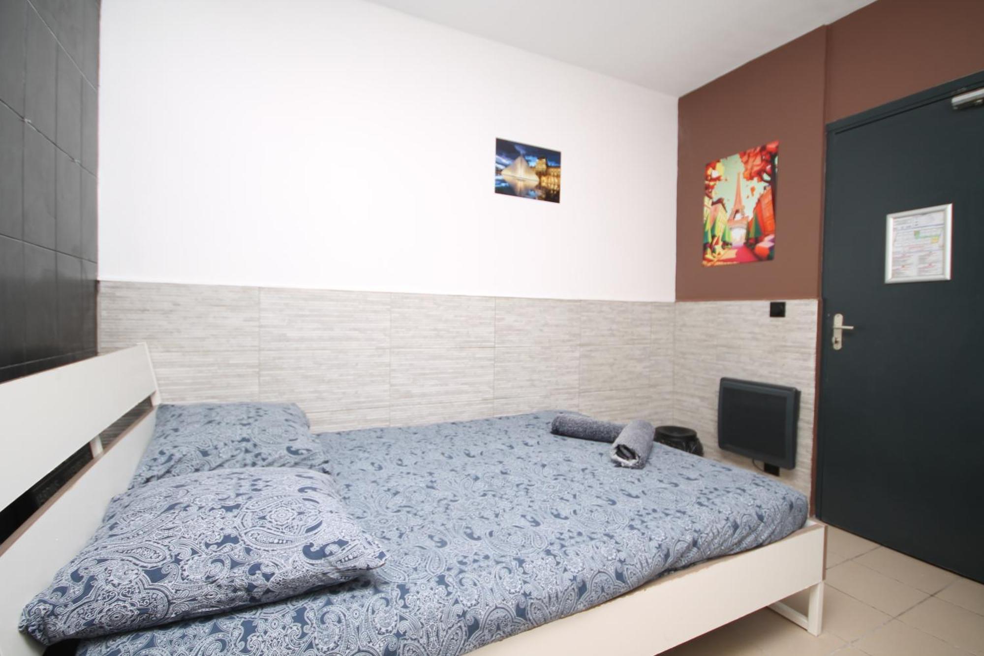 سان دوني 04 - Chambre Avec Lit Double Proche Paris Et Transports Wifi المظهر الخارجي الصورة